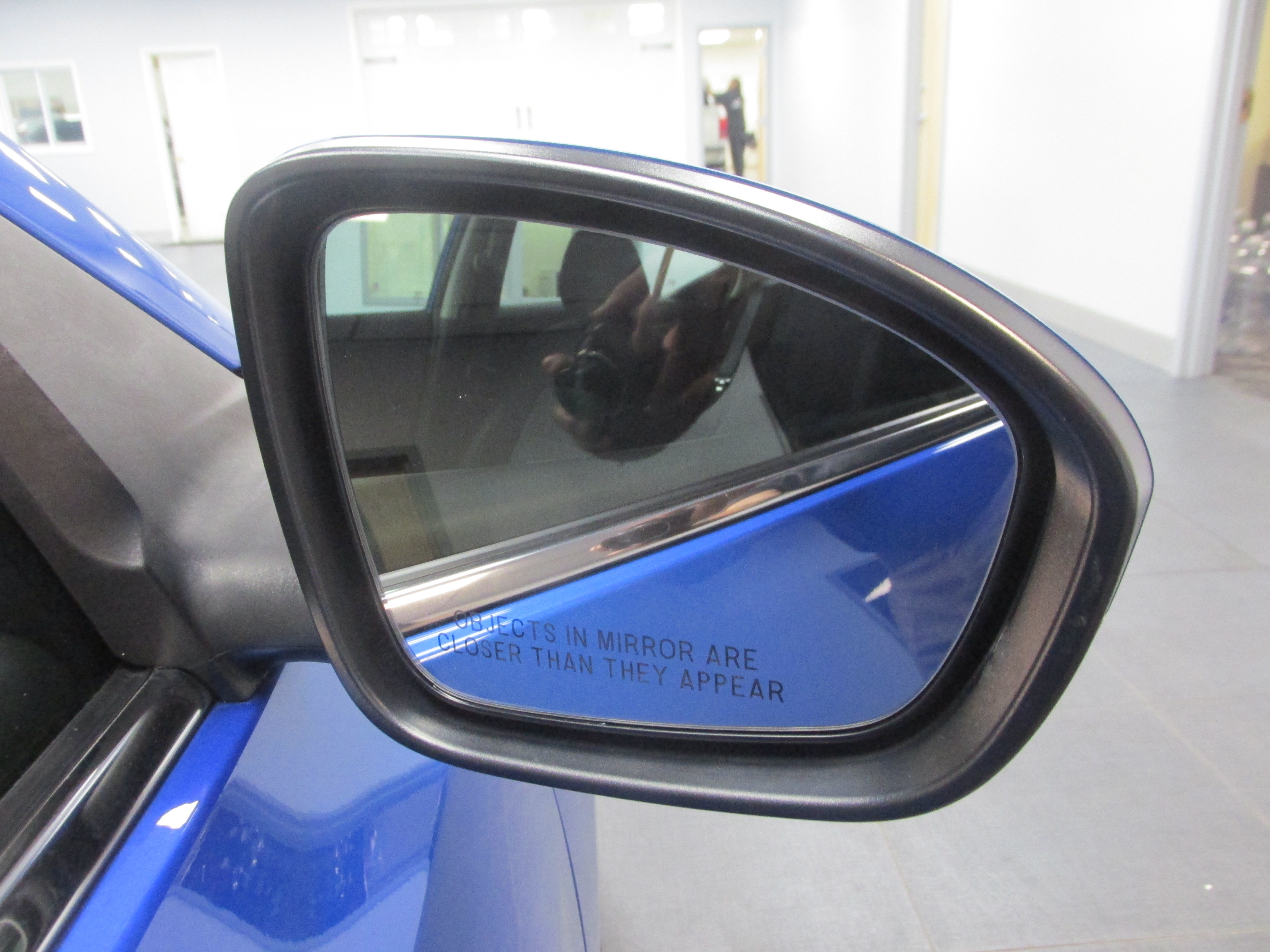 Used 2024 Nissan Sentra SV FWD image 17