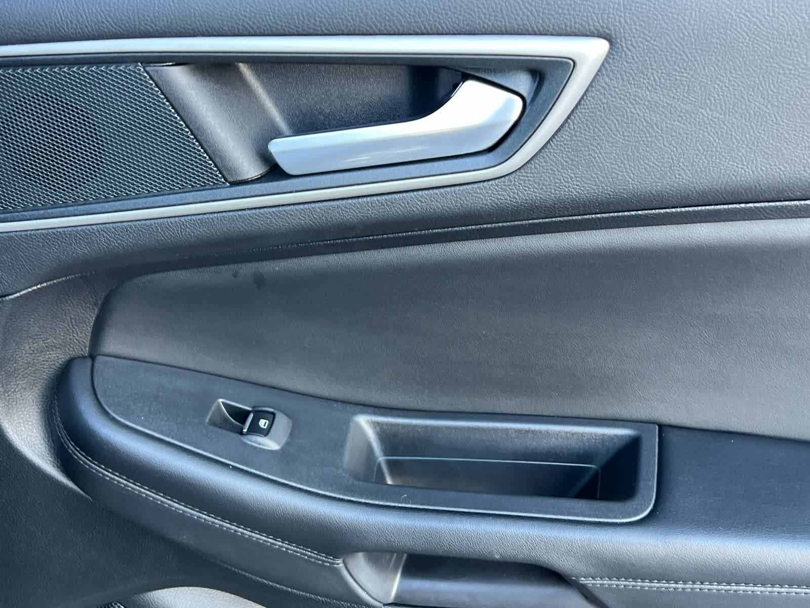 Certified 2024 Ford Edge SEL image 21