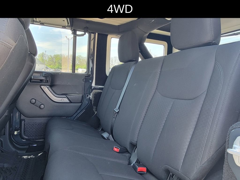 Used 2017 Jeep Wrangler Unlimited Sport w/ Connectivity Group AWD/4WD image 10