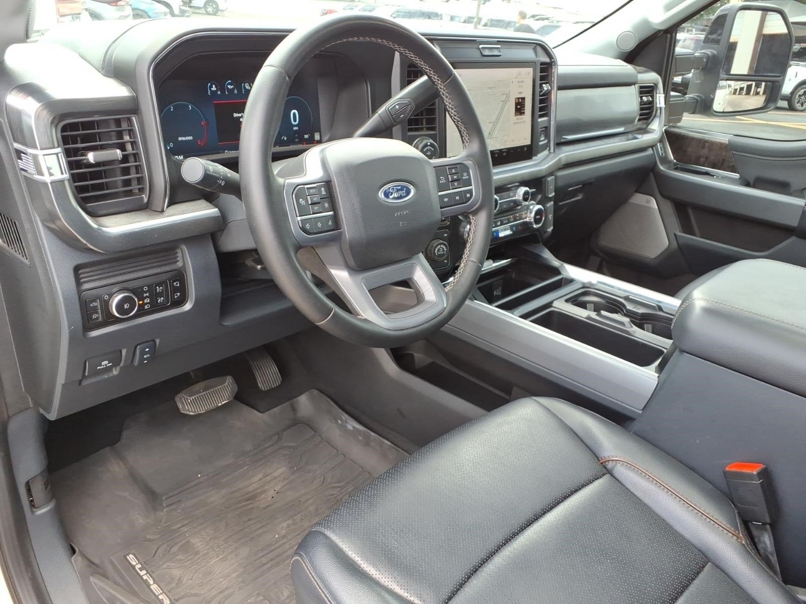 Certified 2025 Ford F250 Lariat w/ Lariat Ultimate Package AWD/4WD image 14