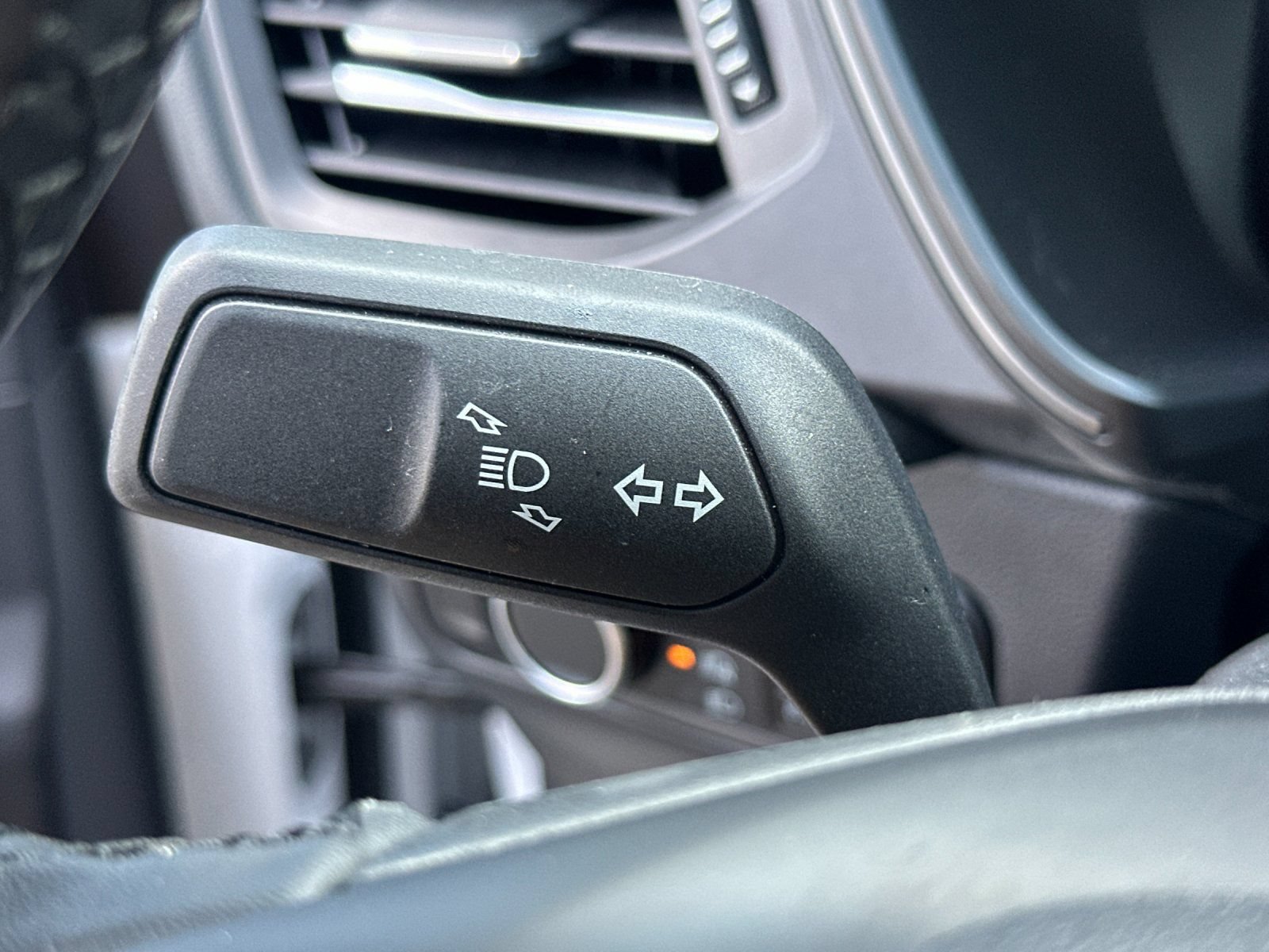 Certified 2023 Ford Escape Active FWD image 28