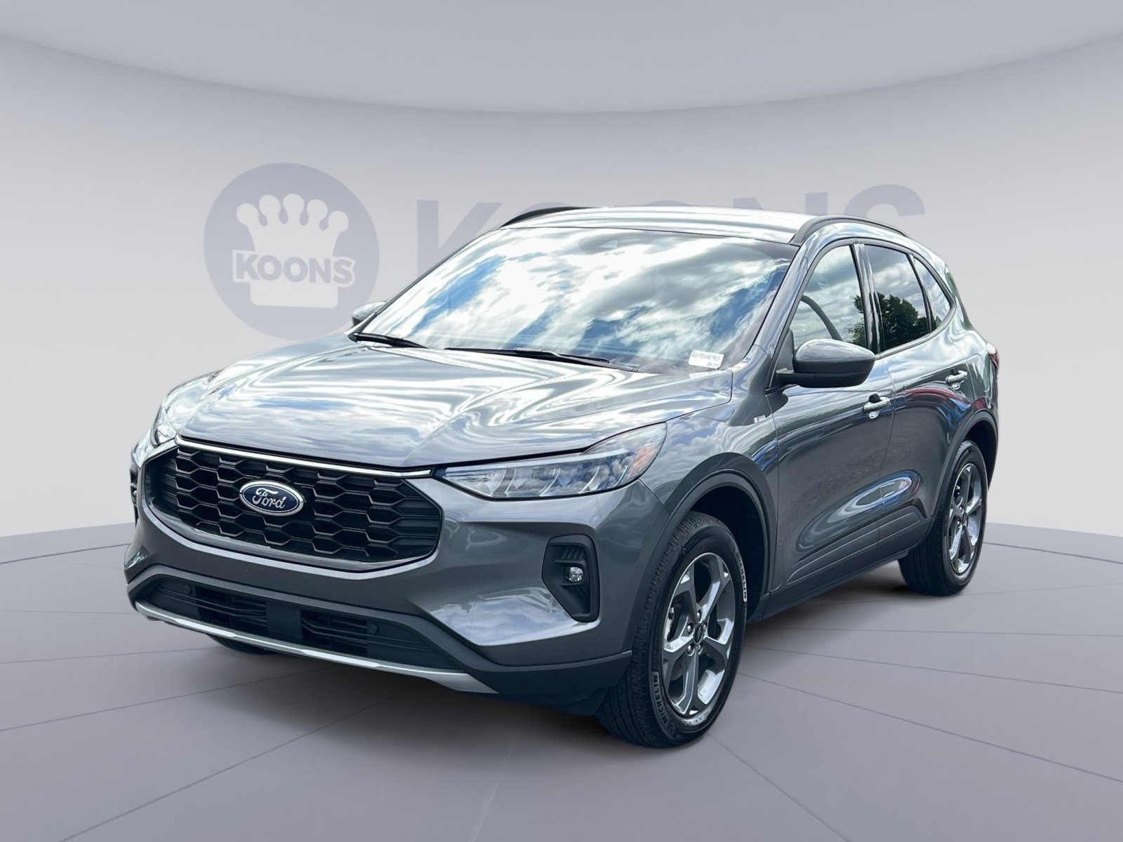 Certified 2025 Ford Escape ST-Line Select AWD/4WD image 1