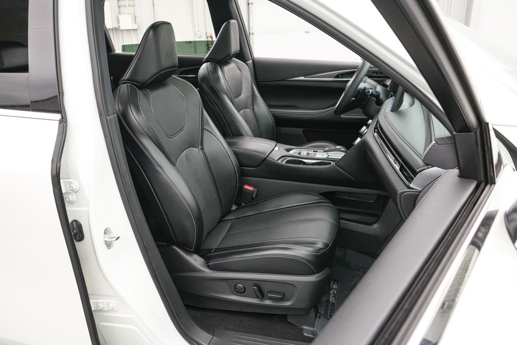 Used 2023 INFINITI QX60 Luxe w/ Cargo Package FWD image 25