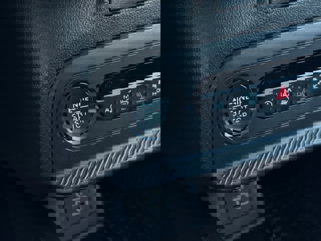 Certified 2025 Ford Bronco Sport Outer Banks w/ Outer Banks Tech Package+ image 27