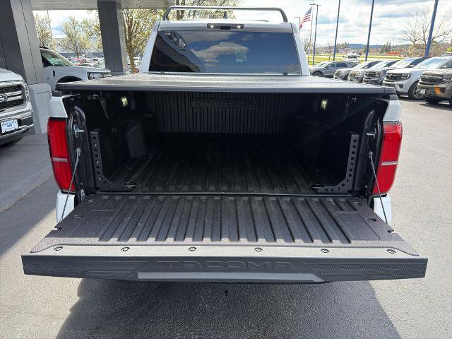 Used 2025 Toyota Tacoma TRD Off-Road image 16