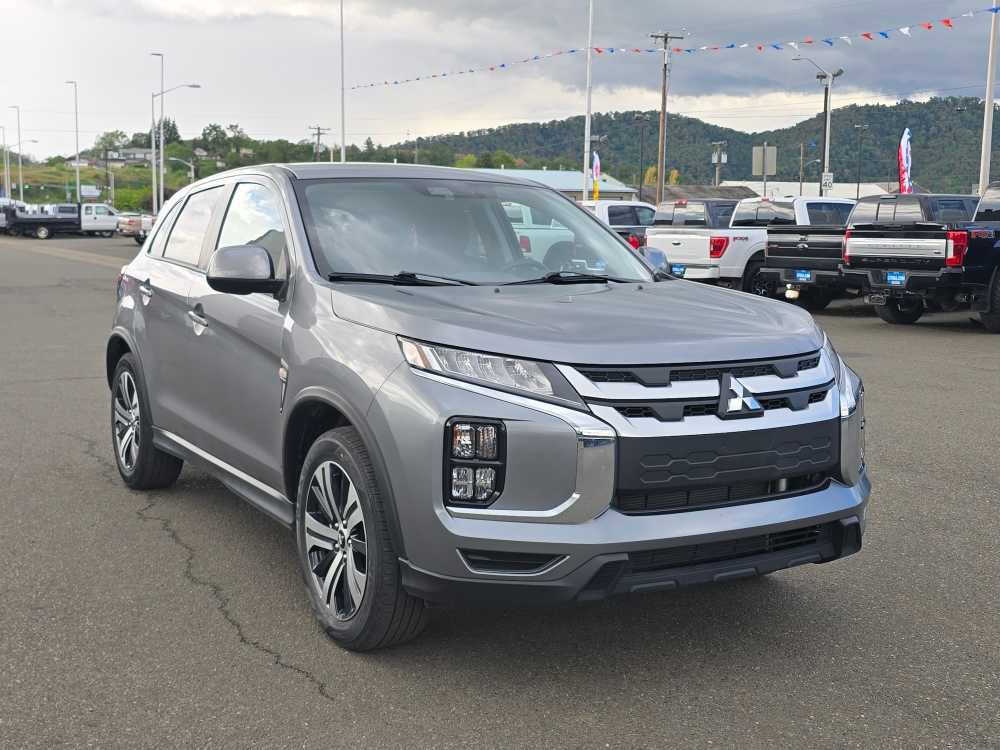 Used 2025 Mitsubishi Outlander Sport ES AWD/4WD image 7