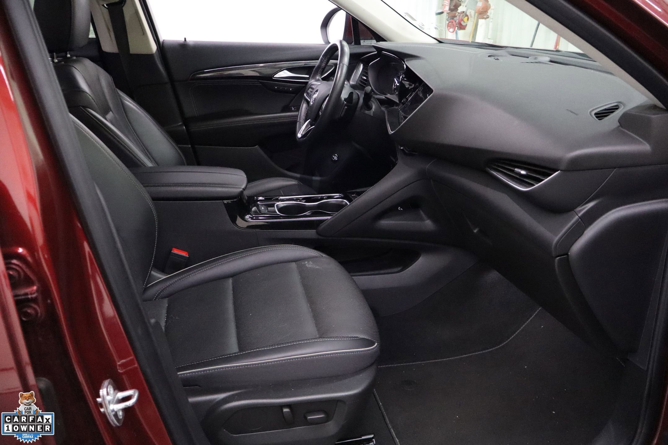 Used 2023 Buick Envision Essence image 29