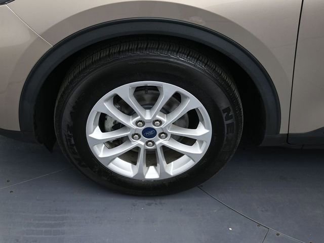 Certified 2021 Ford Escape SE image 9