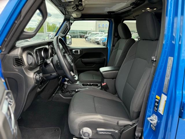 Used 2022 Jeep Gladiator Sport AWD/4WD image 11
