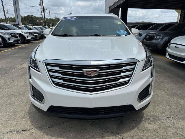 Used 2019 Cadillac XT5 FWD image 2