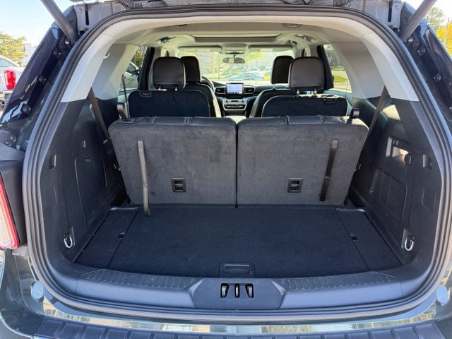 Certified 2024 Ford Explorer XLT w/ Equipment Group 202A AWD/4WD image 14