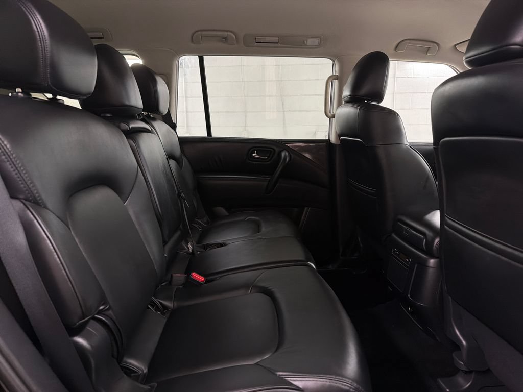 Used 2024 Nissan Armada SV RWD image 30