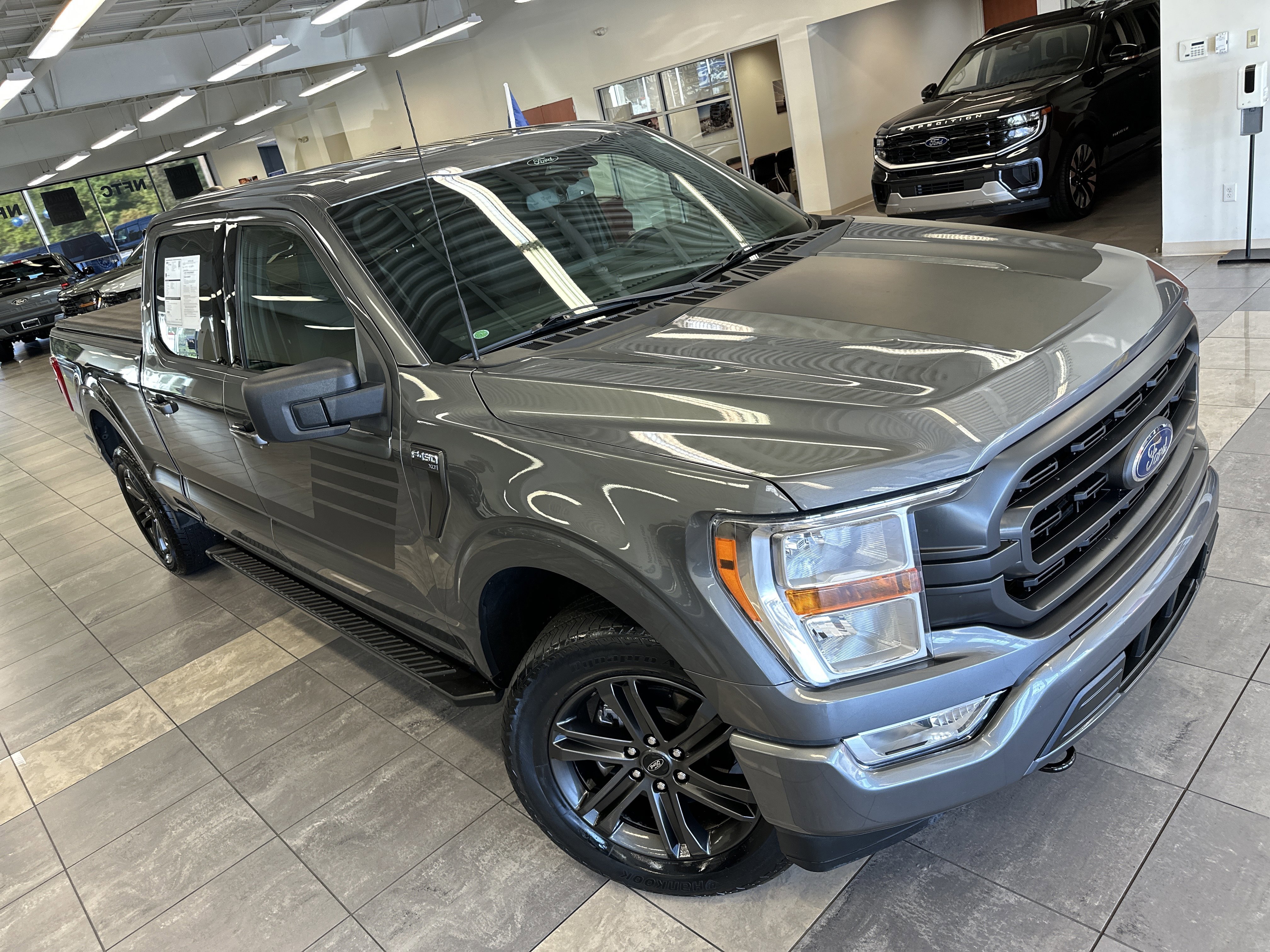 Certified 2022 Ford F150 XLT w/ Equipment Group 301A Mid image 8