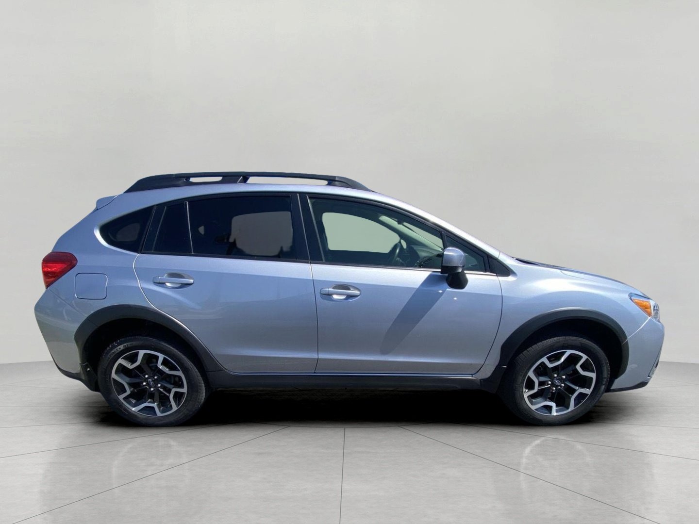 Used 2017 Subaru Crosstrek 2.0i Premium w/ Popular Package #1 AWD/4WD image 6