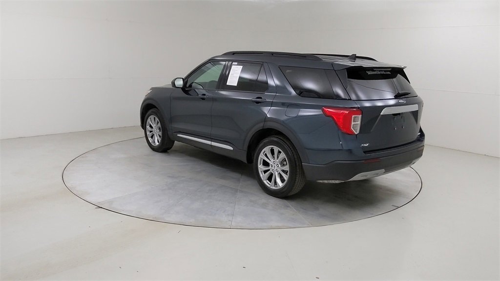 Certified 2023 Ford Explorer XLT w/ Equipment Group 202A image 18