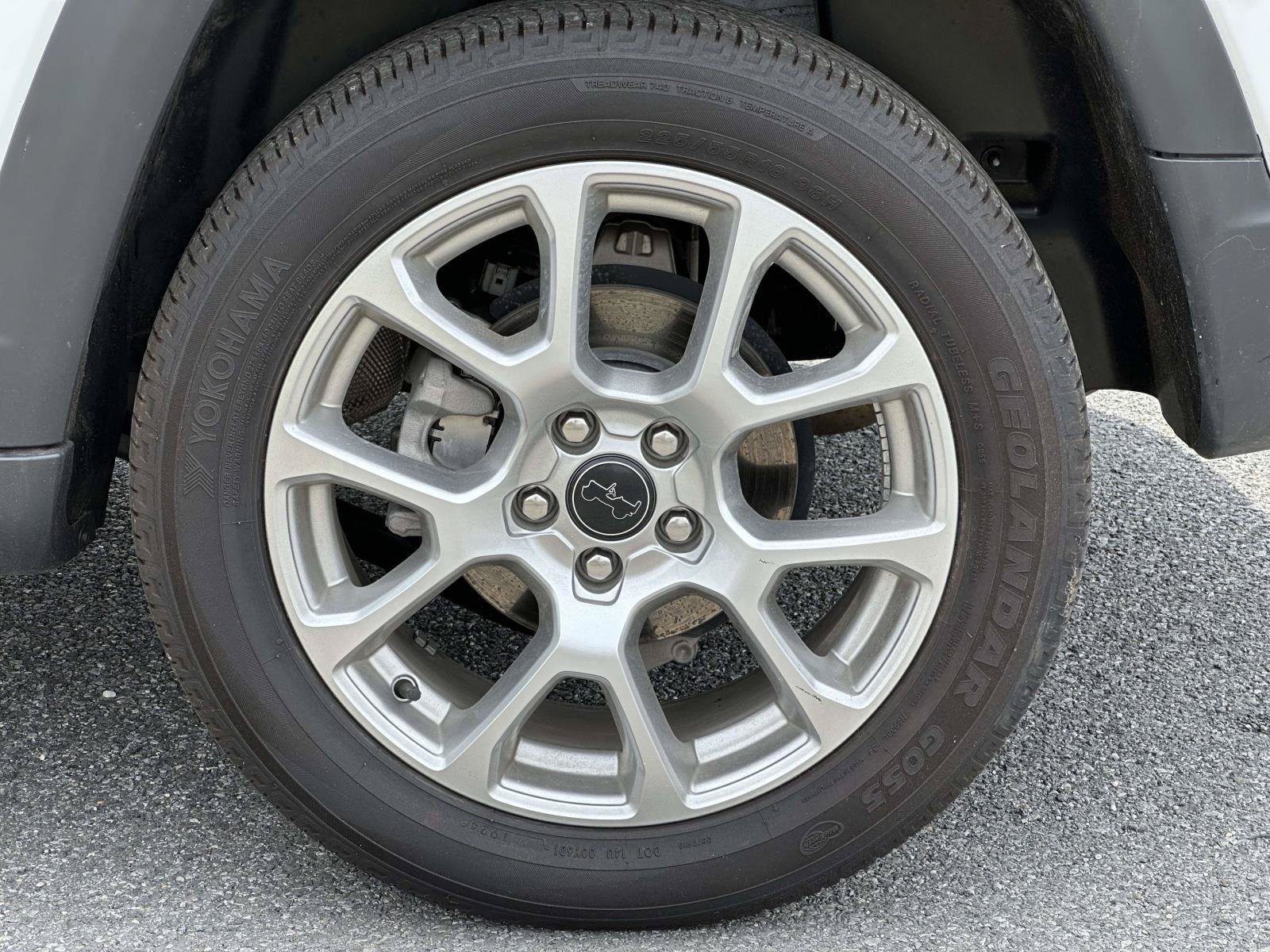 Used 2025 Jeep Compass Limited AWD/4WD image 7