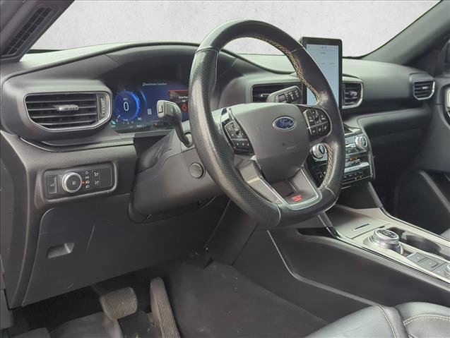 Certified 2022 Ford Explorer ST w/ Equipment Group 401A AWD/4WD image 9