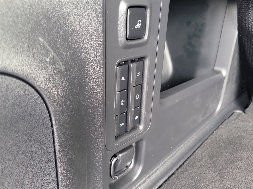 Certified 2025 Ford Expedition Platinum image 9