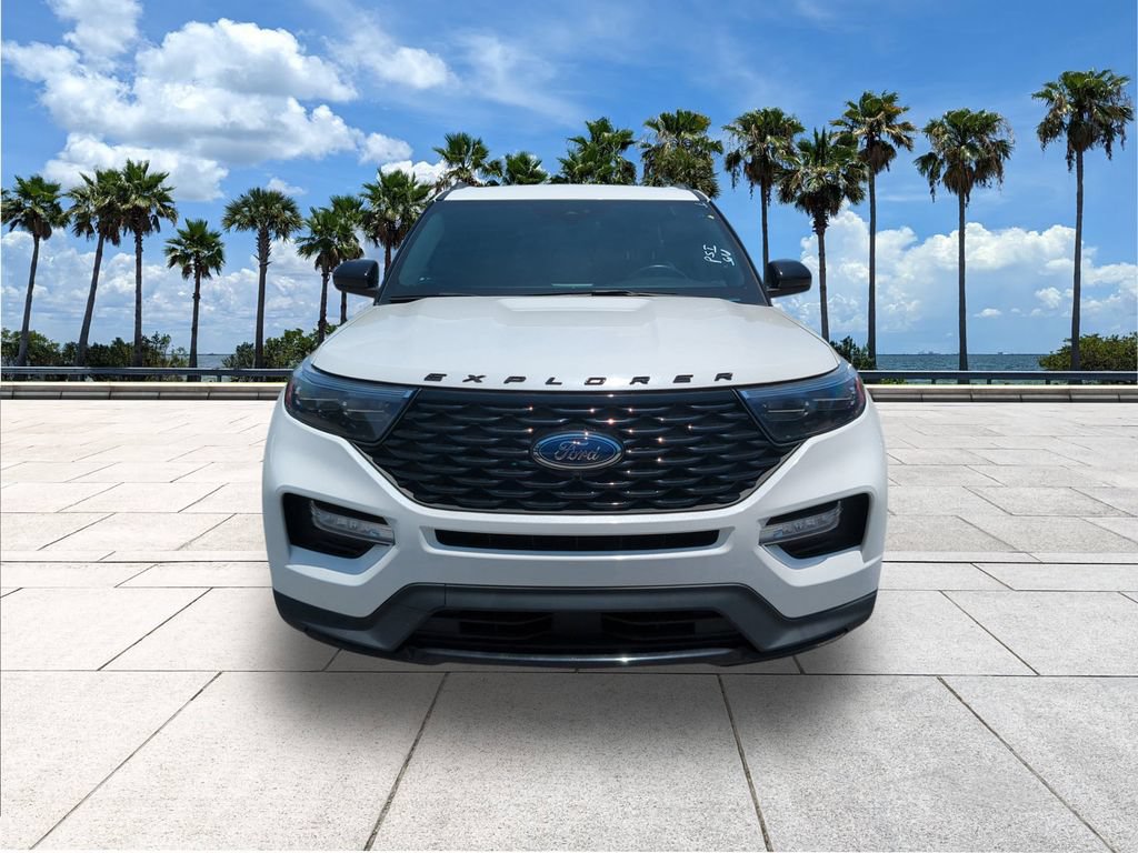 Certified 2023 Ford Explorer ST-Line w/ Class IV Trailer Tow Package RWD image 2
