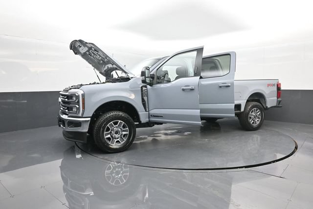 Certified 2026 Ford F250 Lariat w/ FX4 Off-Road Package AWD/4WD image 33