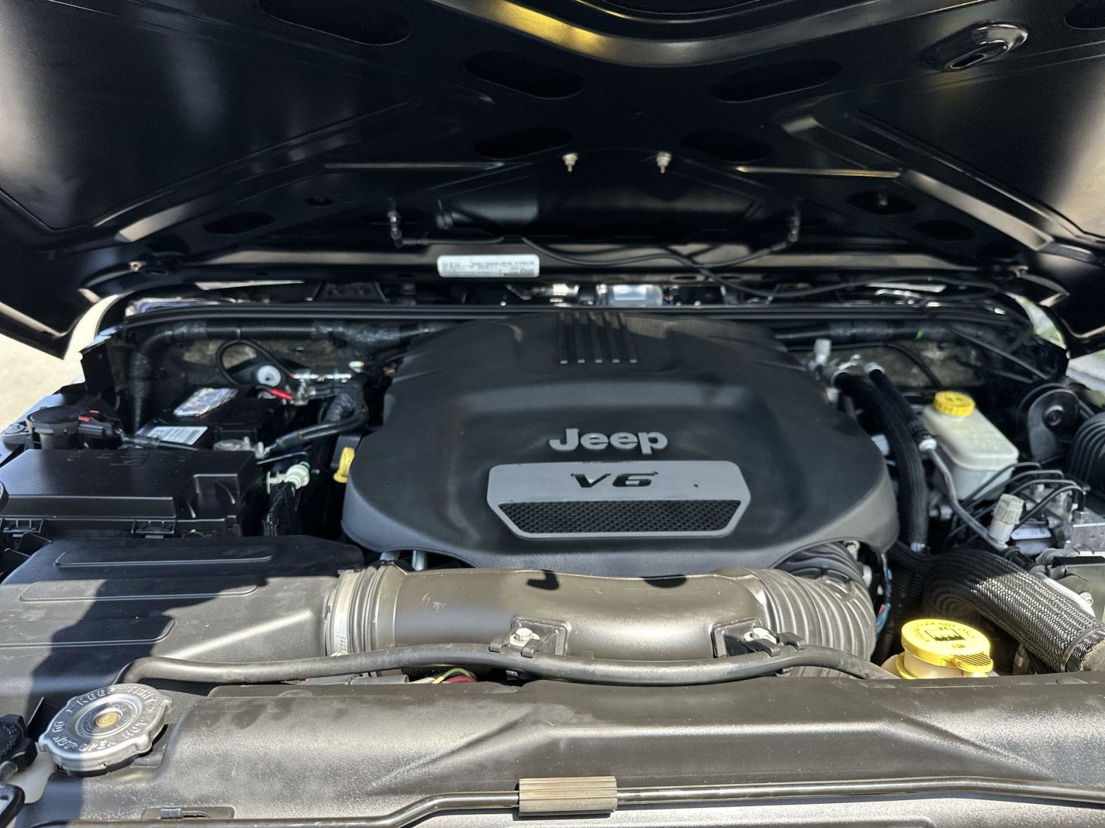 Used 2017 Jeep Wrangler Sport w/ Quick Order Package 24S AWD/4WD image 27