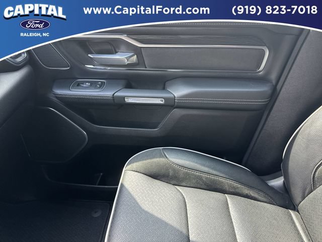 Used 2024 RAM 1500 Laramie AWD/4WD image 28