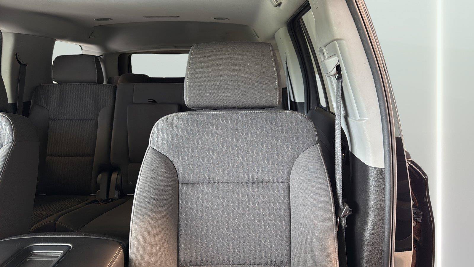 Used 2020 Chevrolet Tahoe LS RWD image 22
