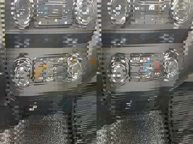 Certified 2020 Ford F250 XLT w/ XLT Value Package image 30