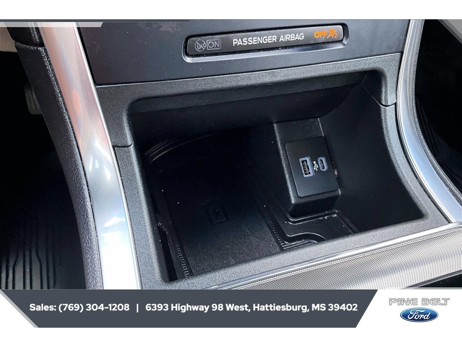 Certified 2023 Ford Edge Titanium AWD/4WD image 24