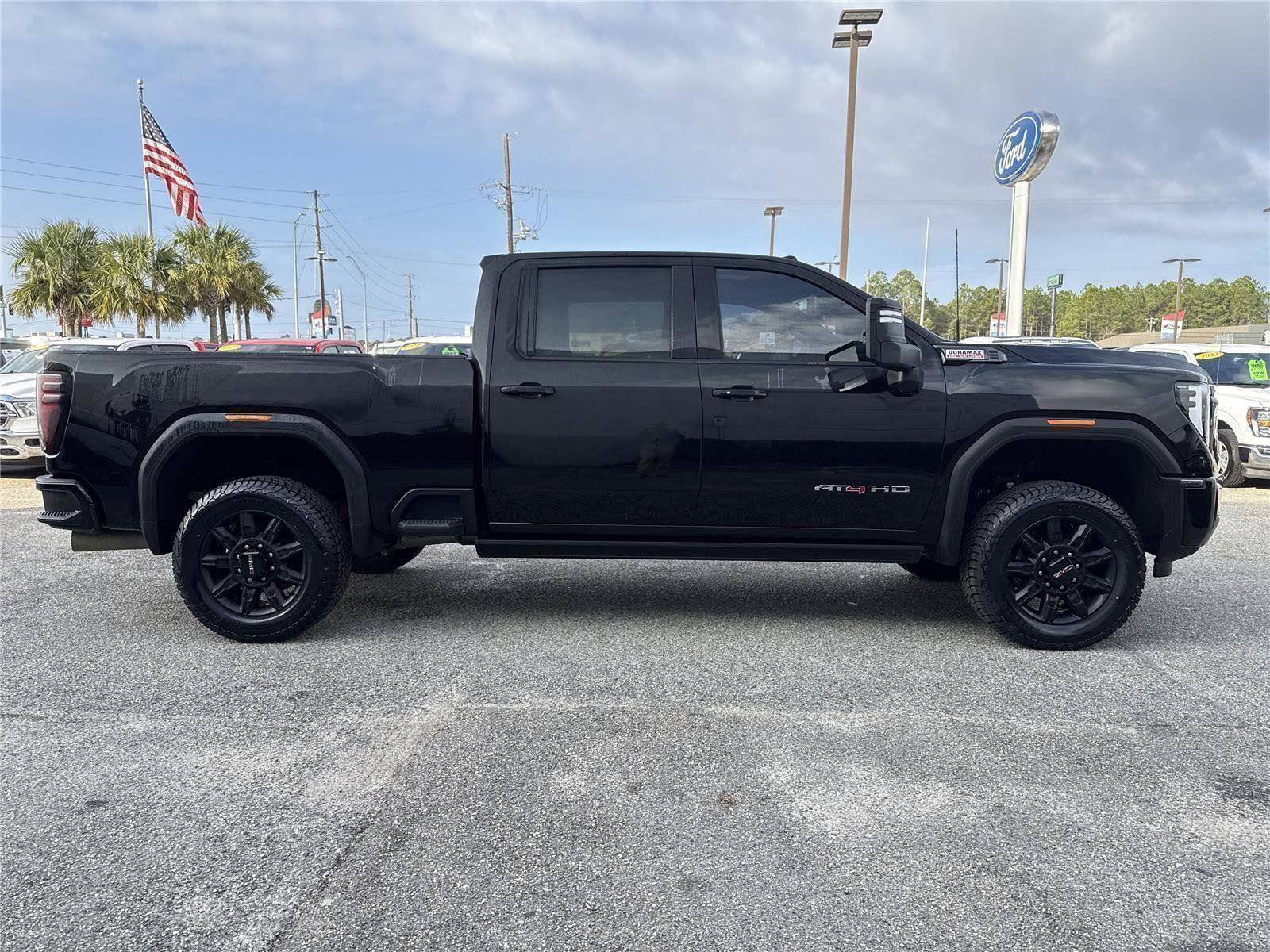 Used 2024 GMC Sierra 2500 AT4 w/ AT4 Premium Plus Package image 15