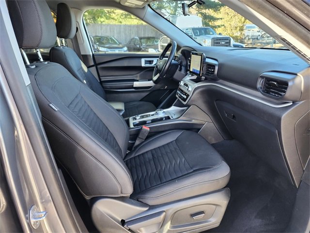 Certified 2021 Ford Explorer XLT image 11