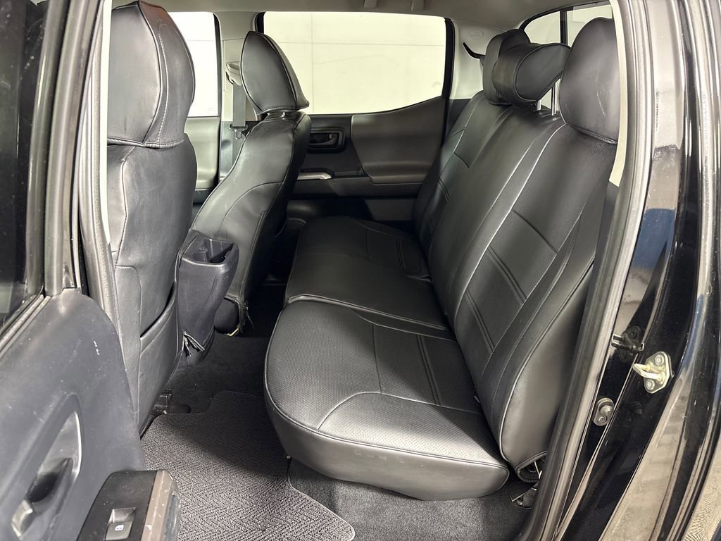 Used 2017 Toyota Tacoma SR5 w/ Tow Package image 30