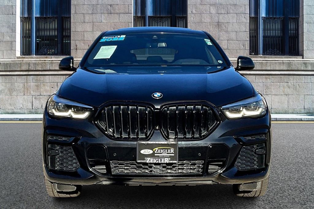 Used 2022 BMW X6 xDrive40i w/ M Sport Package AWD/4WD image 3