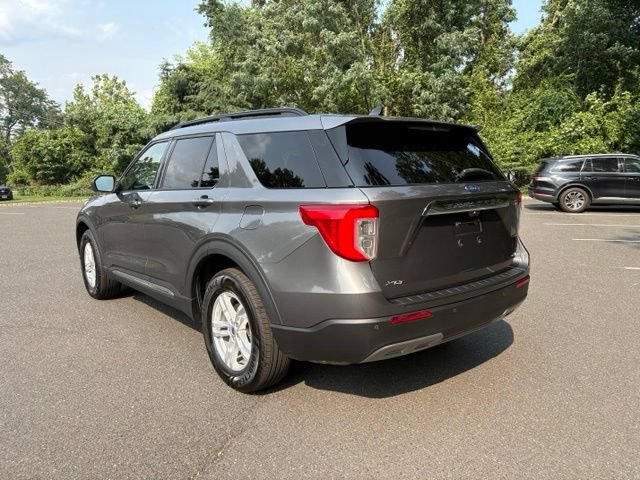 Certified 2022 Ford Explorer XLT w/ Equipment Group 202A AWD/4WD image 6