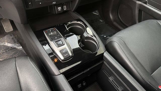Used 2021 Honda Pilot Touring image 20