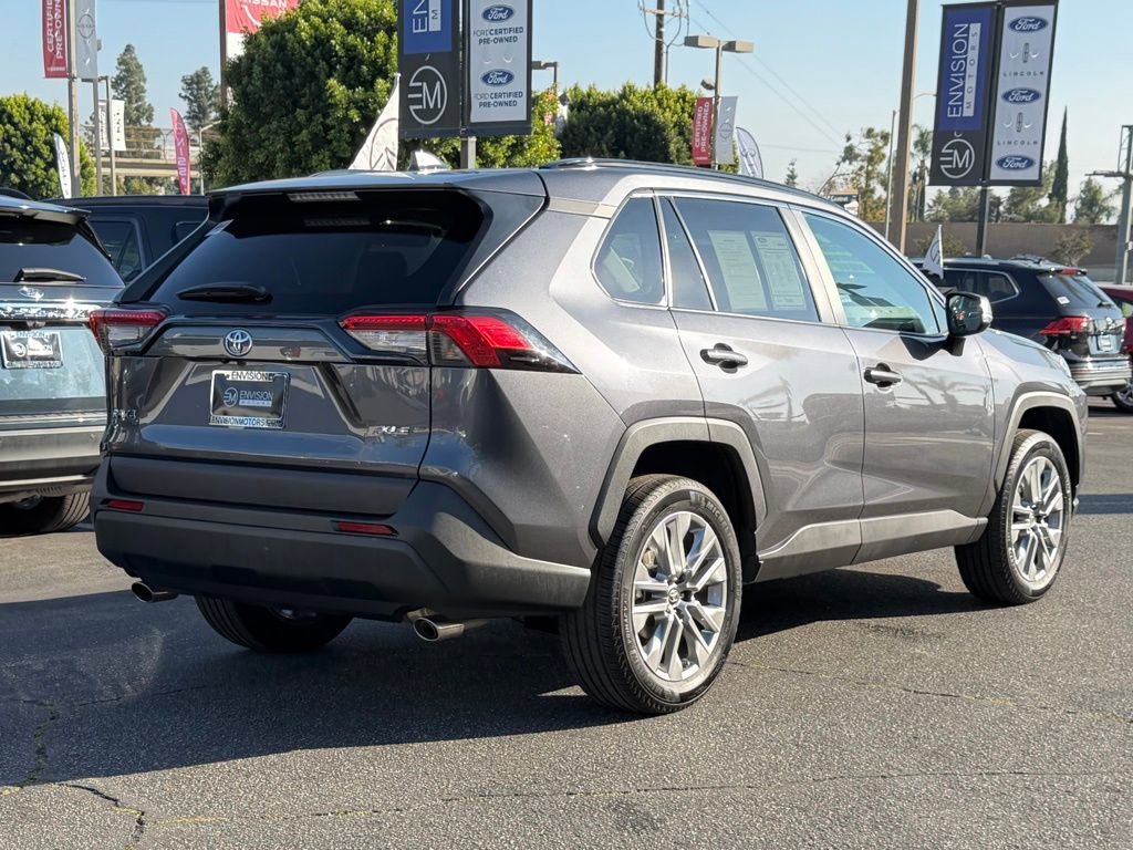 Used 2024 Toyota RAV4 XLE Premium image 8