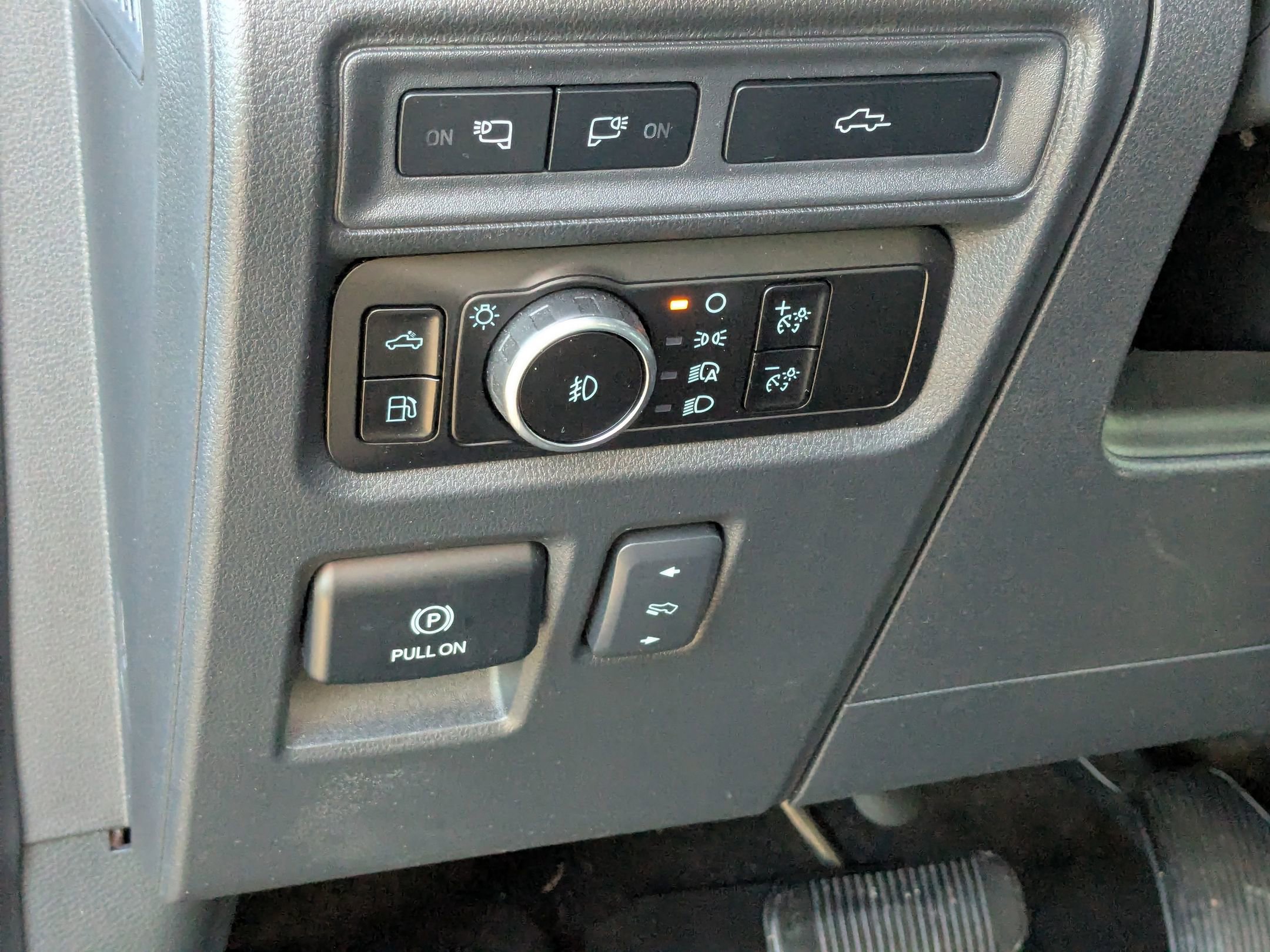 Certified 2023 Ford F150 Lariat image 18