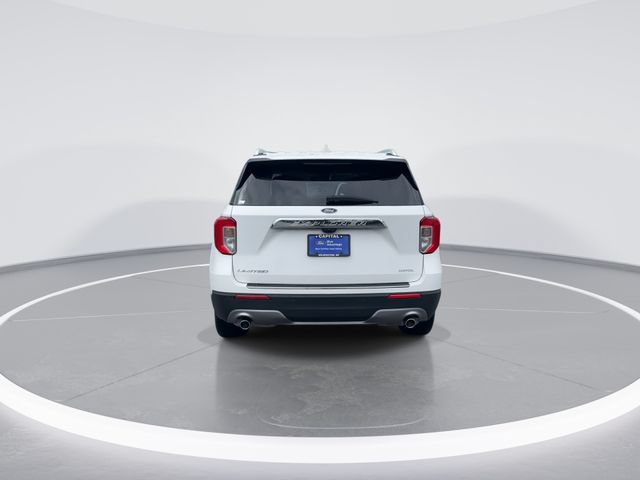 Certified 2022 Ford Explorer Limited w/ Equipment Group 301A RWD image 6