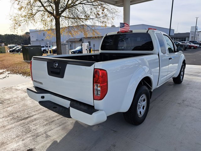 Used 2019 Nissan Frontier S image 6