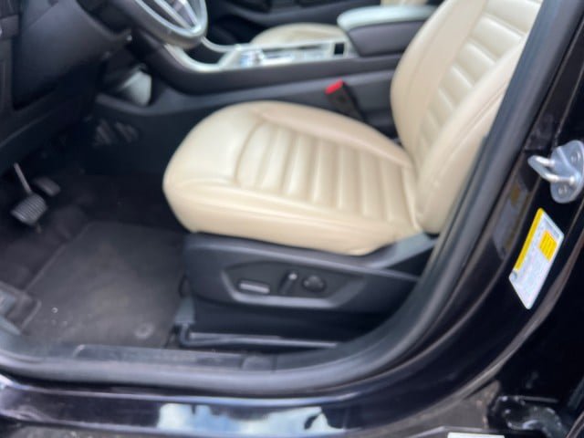 Certified 2024 Ford Edge SEL AWD/4WD image 11