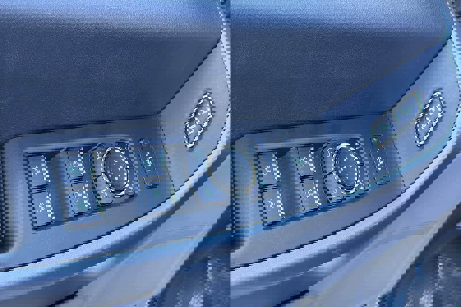 Certified 2024 Ford F350 XLT w/ FX4 Off-Road Package image 13