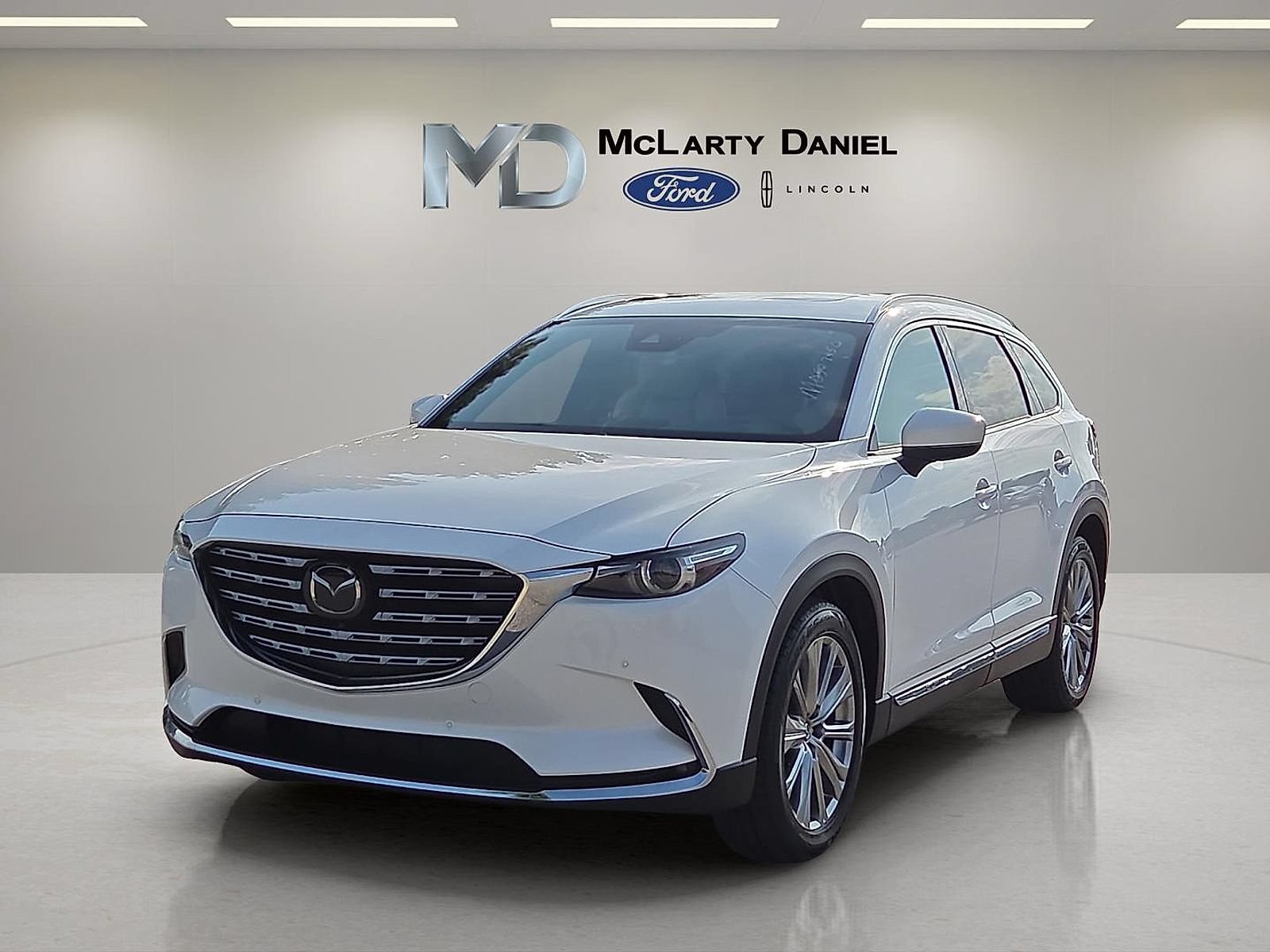 Used 2021 MAZDA CX-9 Signature AWD/4WD image 2