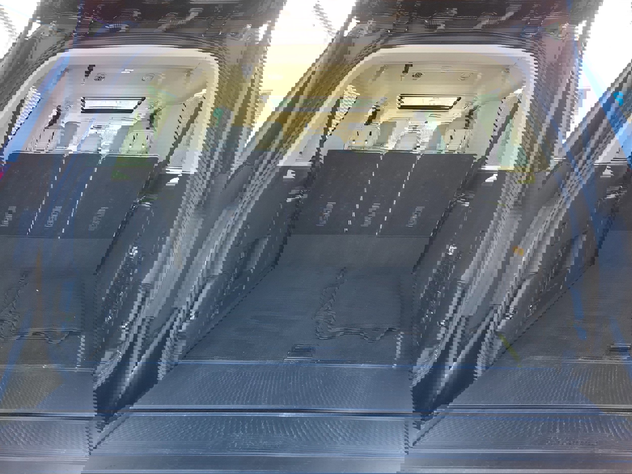 Certified 2025 Ford Expedition Max Platinum image 8