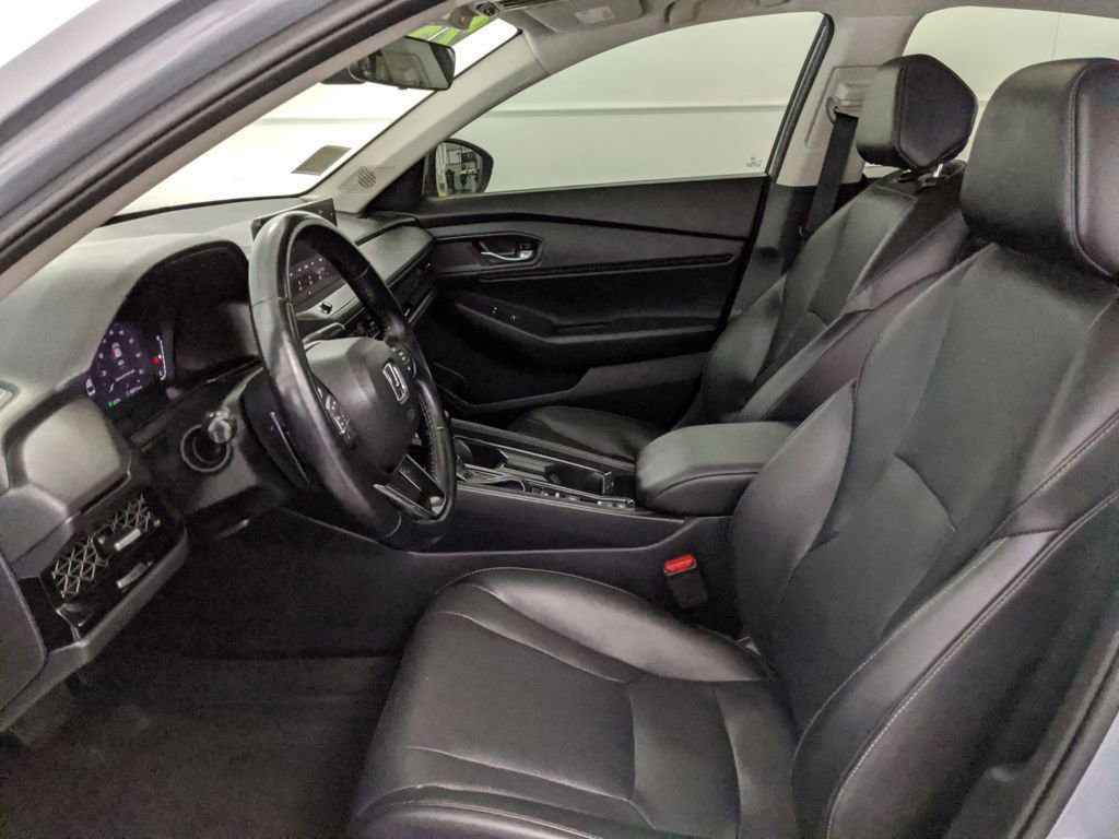 Used 2023 Honda Accord EX-L image 21