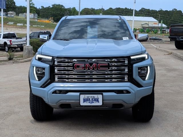 Used 2025 GMC Canyon Denali AWD/4WD image 10