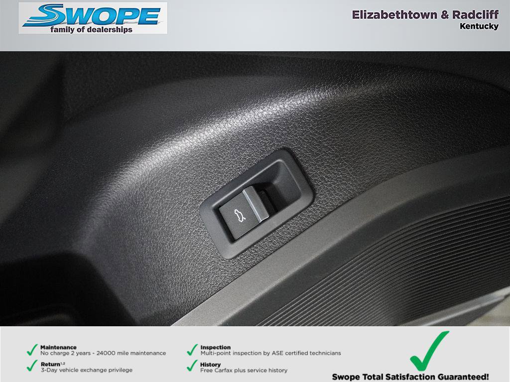 Used 2021 Audi SQ5 Prestige w/ Prestige Package image 15