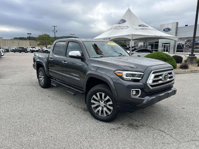 Used 2023 Toyota Tacoma Limited AWD/4WD image 2