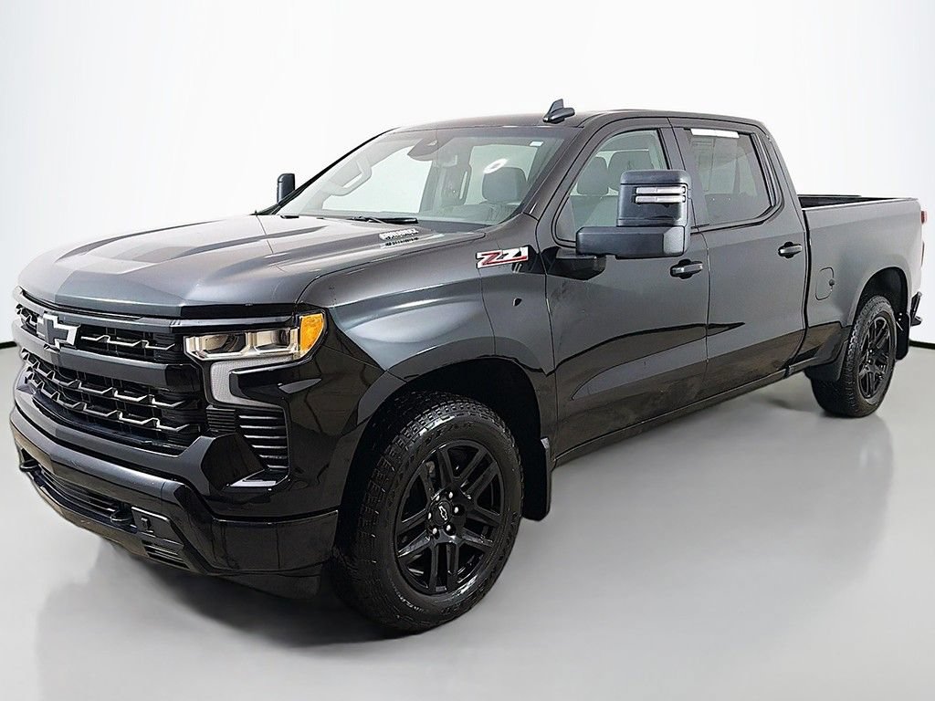 Used 2024 Chevrolet Silverado 1500 RST w/ Z71 Off-Road Package AWD/4WD image 6