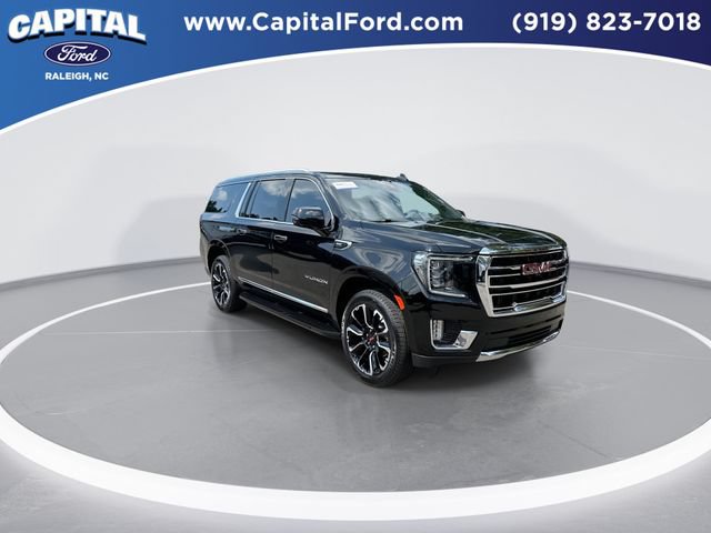 Used 2023 GMC Yukon XL SLT w/ SLT Premium Package AWD/4WD image 2