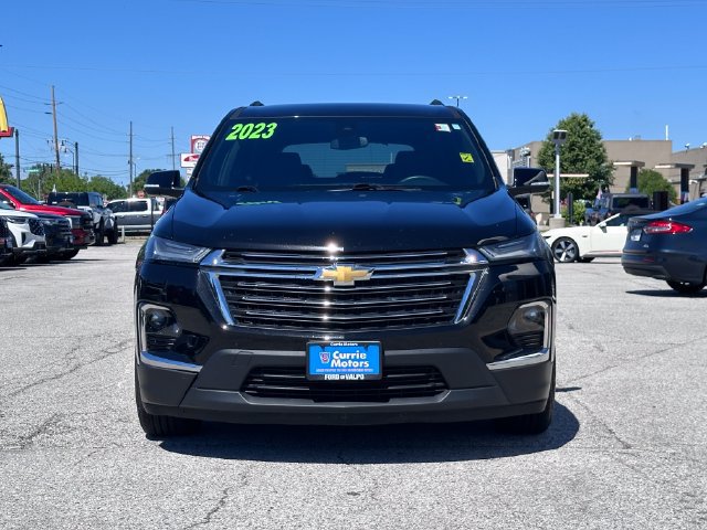 Used 2023 Chevrolet Traverse LT w/ LPO, Floor Liner Package AWD/4WD image 2